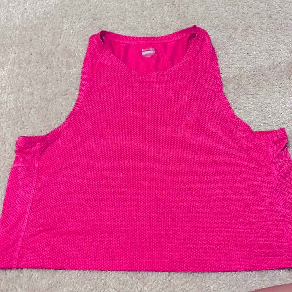 This is a work out shirt that is very breakable and flowy